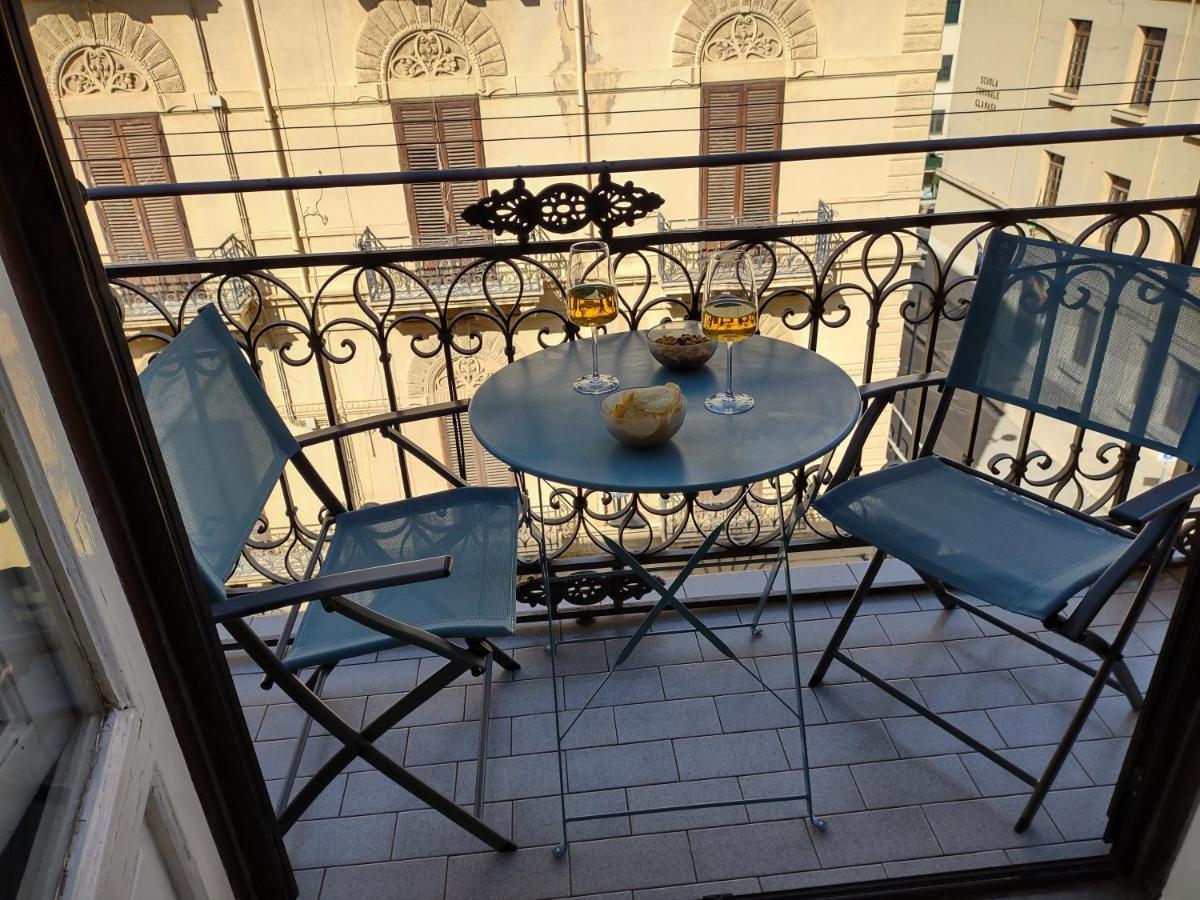 Central Apartment A Due Passi Dal Porto Palermo Eksteriør bilde