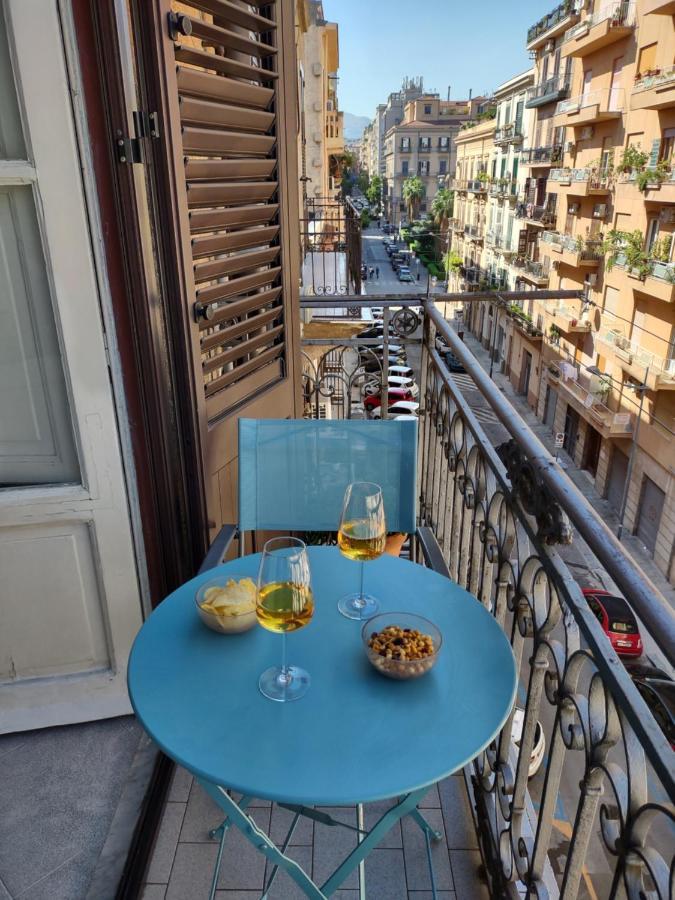 Central Apartment A Due Passi Dal Porto Palermo Eksteriør bilde