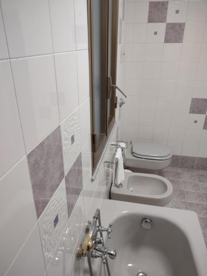 Central Apartment A Due Passi Dal Porto Palermo Eksteriør bilde