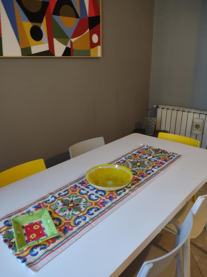 Central Apartment A Due Passi Dal Porto Palermo Eksteriør bilde