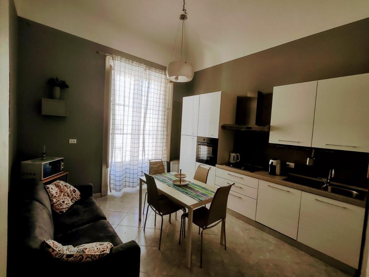 Central Apartment A Due Passi Dal Porto Palermo Eksteriør bilde