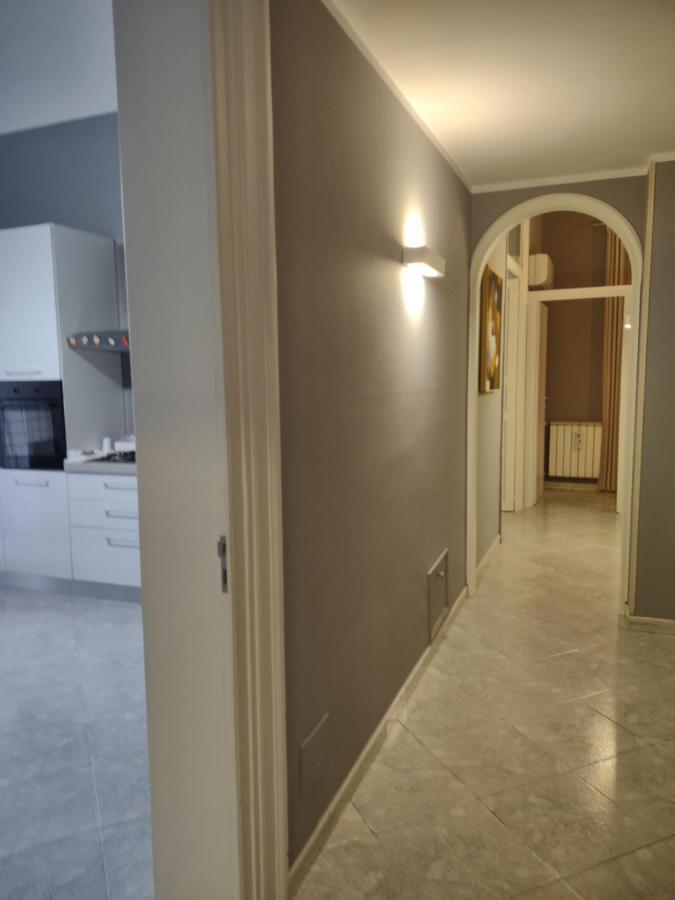 Central Apartment A Due Passi Dal Porto Palermo Eksteriør bilde