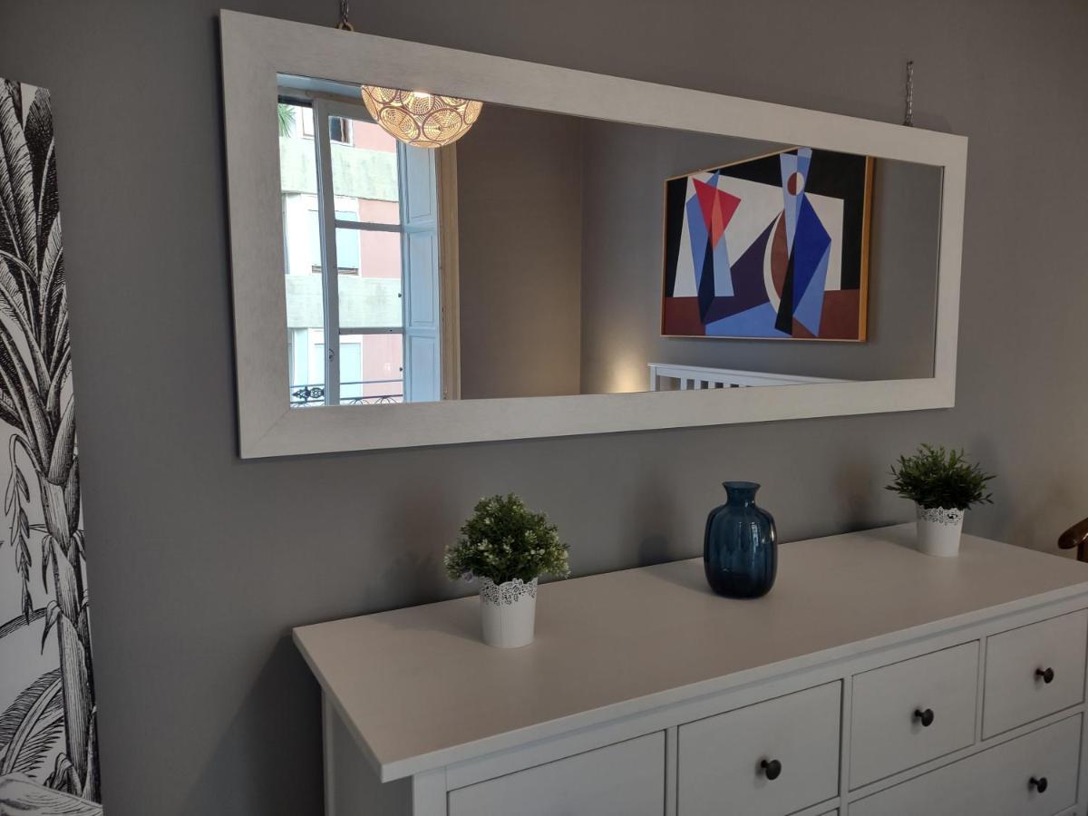 Central Apartment A Due Passi Dal Porto Palermo Eksteriør bilde