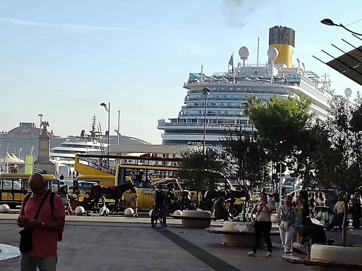 Central Apartment A Due Passi Dal Porto Palermo Eksteriør bilde